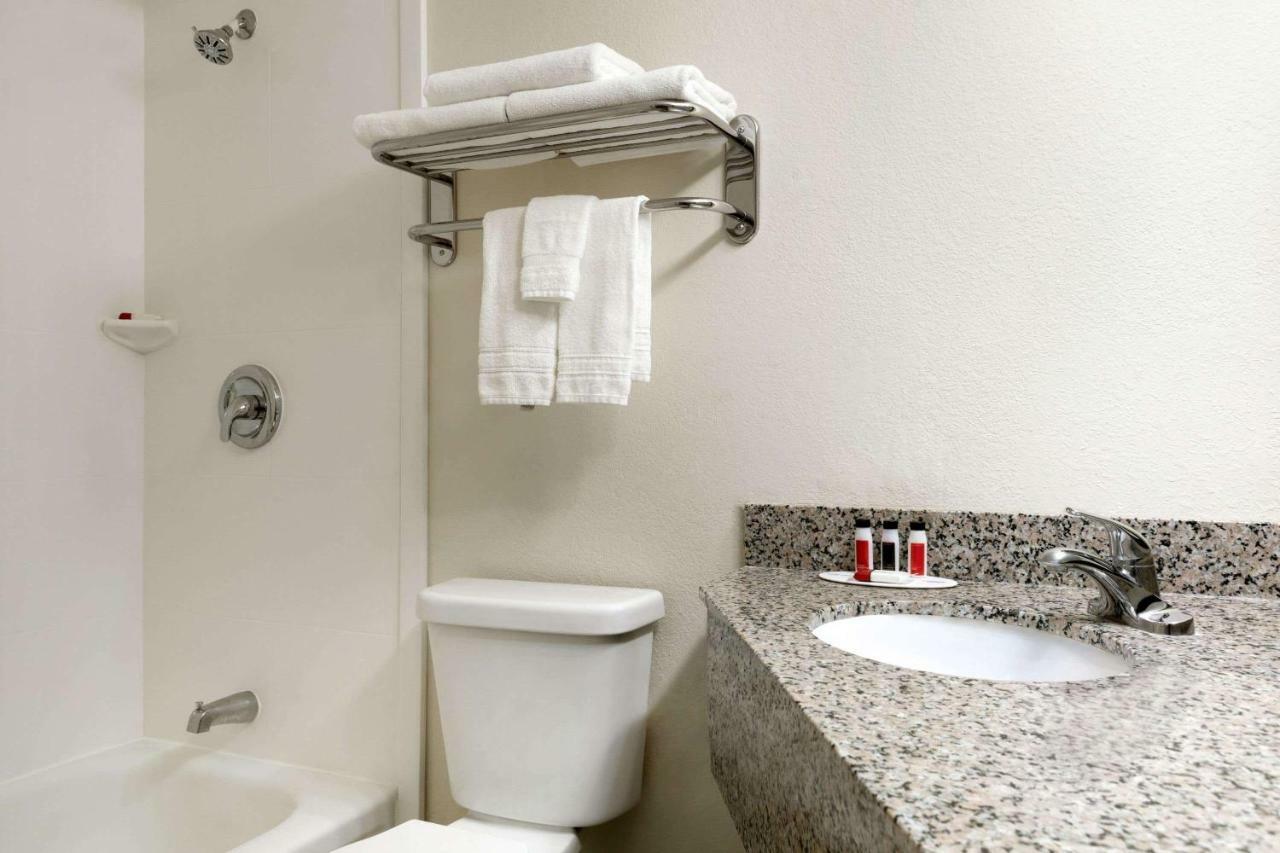 Baymont By Wyndham Florence Cincinnati Ngoại thất bức ảnh